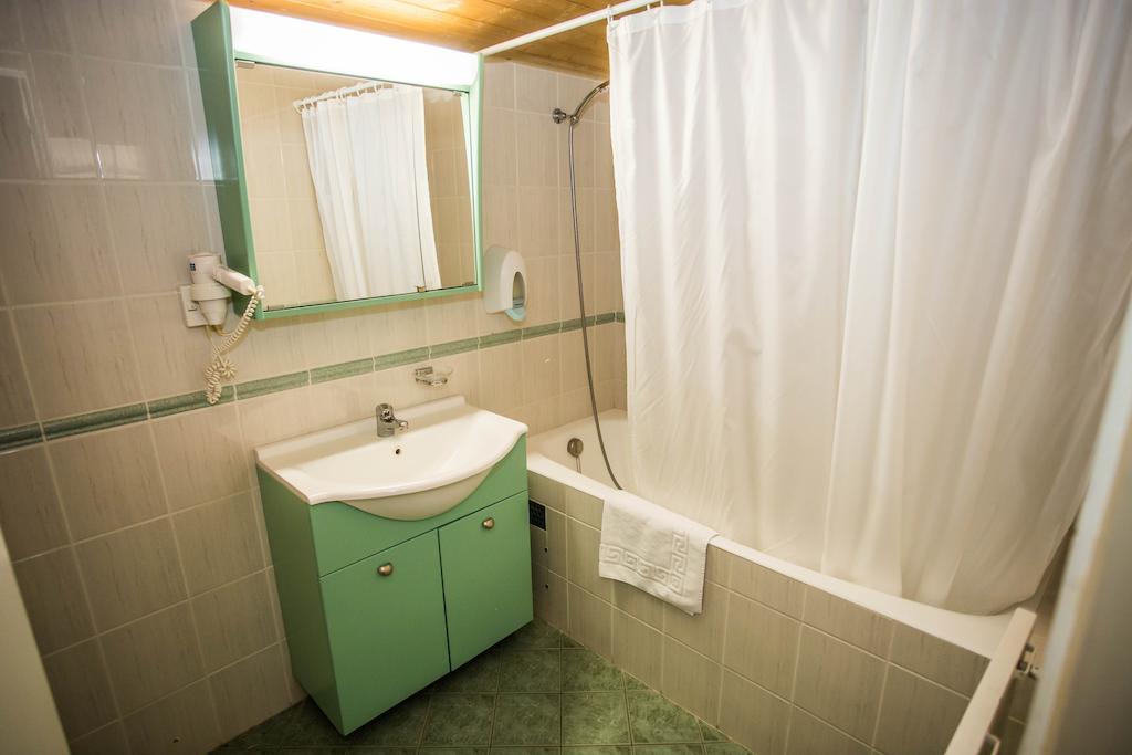 Des Masques Hotel Anzère Eksteriør billede